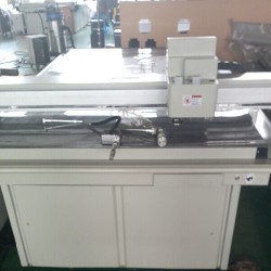 紙盒數(shù)控打樣機(jī)設(shè)備，包裝彩盒自動(dòng)割樣機(jī)