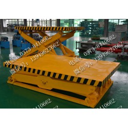 生產(chǎn)液壓裝卸車，質(zhì)量好的升降平臺價格怎么樣