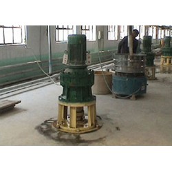 傳滬機(jī)械供應(yīng)輸送機(jī)，攪拌機(jī)