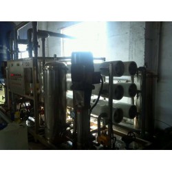 想買(mǎi)特價(jià)反滲透設(shè)備，就來(lái)新雪松環(huán)保|反滲透供應(yīng)