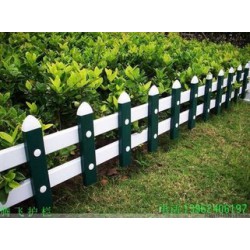 哪兒能買到優(yōu)質(zhì)的草坪護欄呢    ，上等草坪圍欄