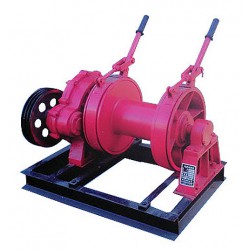 供應(yīng) 1.5噸手控卷揚(yáng)機(jī)