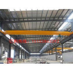 選購高質量的電動單梁起重機就選岳峰重工：電動單梁起重機報價