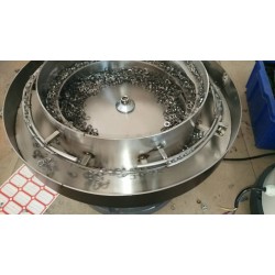 水木感應(yīng)設(shè)備振動盤推*_廠家供應(yīng)振動盤