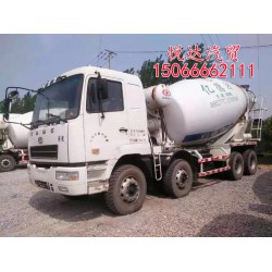 濟(jì)寧·專業(yè)的二手水泥攪拌罐車：二手水泥攪拌罐車價(jià)格如何