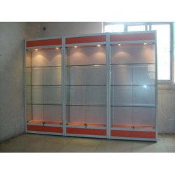 ?？诓Ａд构駨S家：?？诘貐^(qū)合格的玻璃展柜供應(yīng)商