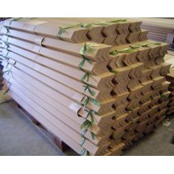 快樂包裝專業(yè)生產(chǎn)紙護(hù)角規(guī)格齊全歡迎大家來采購(gòu)