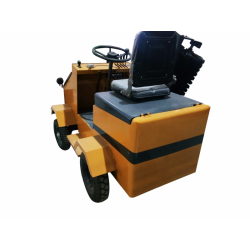 河北厚德廠家優(yōu)質(zhì)多功能牧場(chǎng)清掃車(chē)