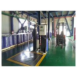 新半自動液體灌裝機當選藍星沈陽，灌裝機公司