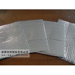 生產(chǎn)加工復合鋁箔氣泡膜隔熱保溫氣泡膜 氣泡袋
