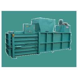 選購(gòu)專業(yè)的半自動(dòng)可樂瓶打包機(jī)就選新潤(rùn)液壓機(jī)械廠_澳門半自動(dòng)可樂瓶打包機(jī)