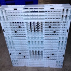 全新聚乙烯白色塑料托盤(pán)韻程山西祁縣廠家直銷(xiāo)