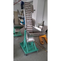 瓶蓋鏈帶式理料機(jī)斜坡理料機(jī)