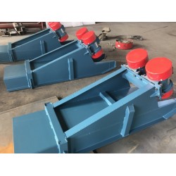 GZG、GZGF系列自同步慣性振動(dòng)給料機(jī)