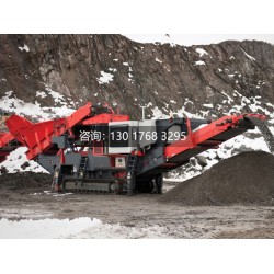 破碎石料，看環(huán)保型移動磕石機砂石場上大展身手