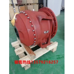 新疆烏魯木齊攪拌車配件、新疆?dāng)嚢柢嚋p速機(jī)