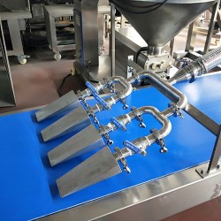 豬肉脯加工設(shè)備，肉脯工廠全套生產(chǎn)線，肉脯成型機(jī)