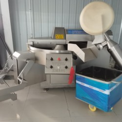 大型斬拌機(jī)生產(chǎn)廠家，春秋200斬拌機(jī)價(jià)格