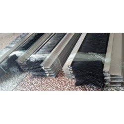 門底密封條刷 門底門縫防塵刷 機(jī)柜防塵毛刷條