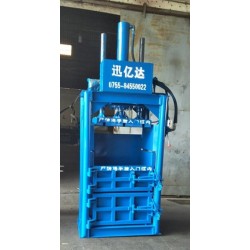 服裝壓縮機(jī)，舊衣服打包機(jī)，褲子打包機(jī)，牛仔打包機(jī)，被子打包機(jī)