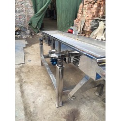 輕型直線振動(dòng)篩 普通型或防爆型可選