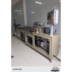 實驗室小型雙螺桿造粒機(jī)價位